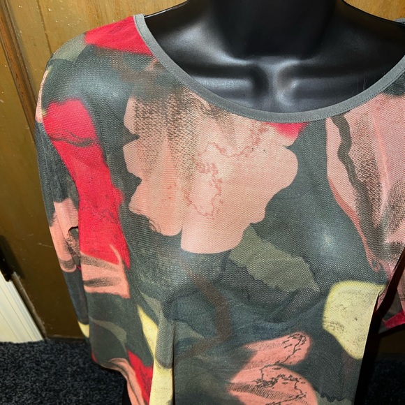 Sympli Floral Camo Mesh Crop Top Long Sleeve Size 8 - Picture 10 of 16
